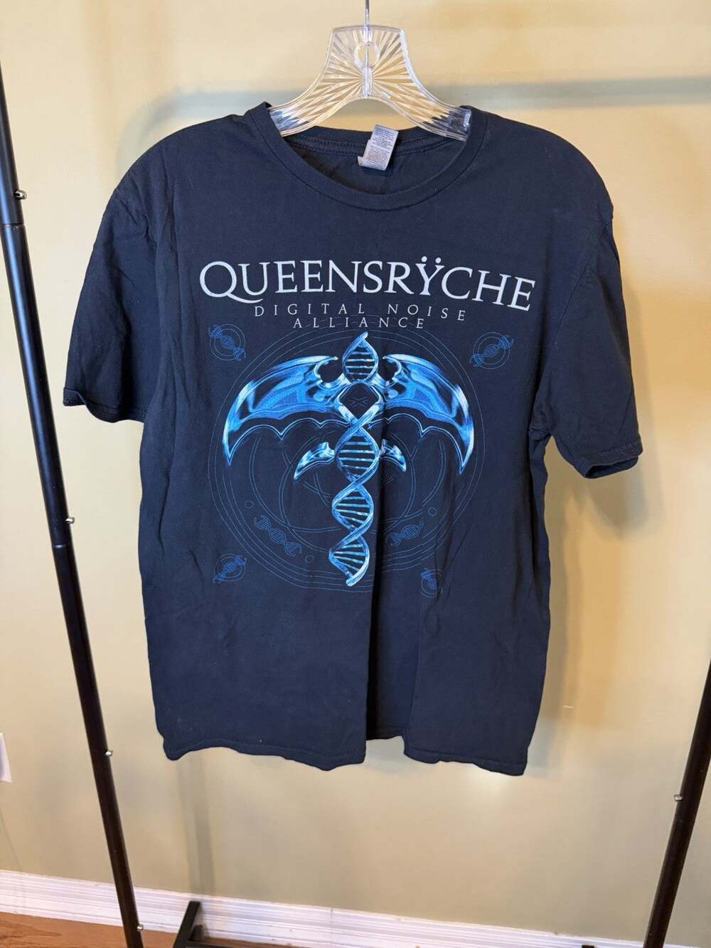 Queensryche Digital Noise Alliance Black Concert T-Shirt 2022 Size Medium